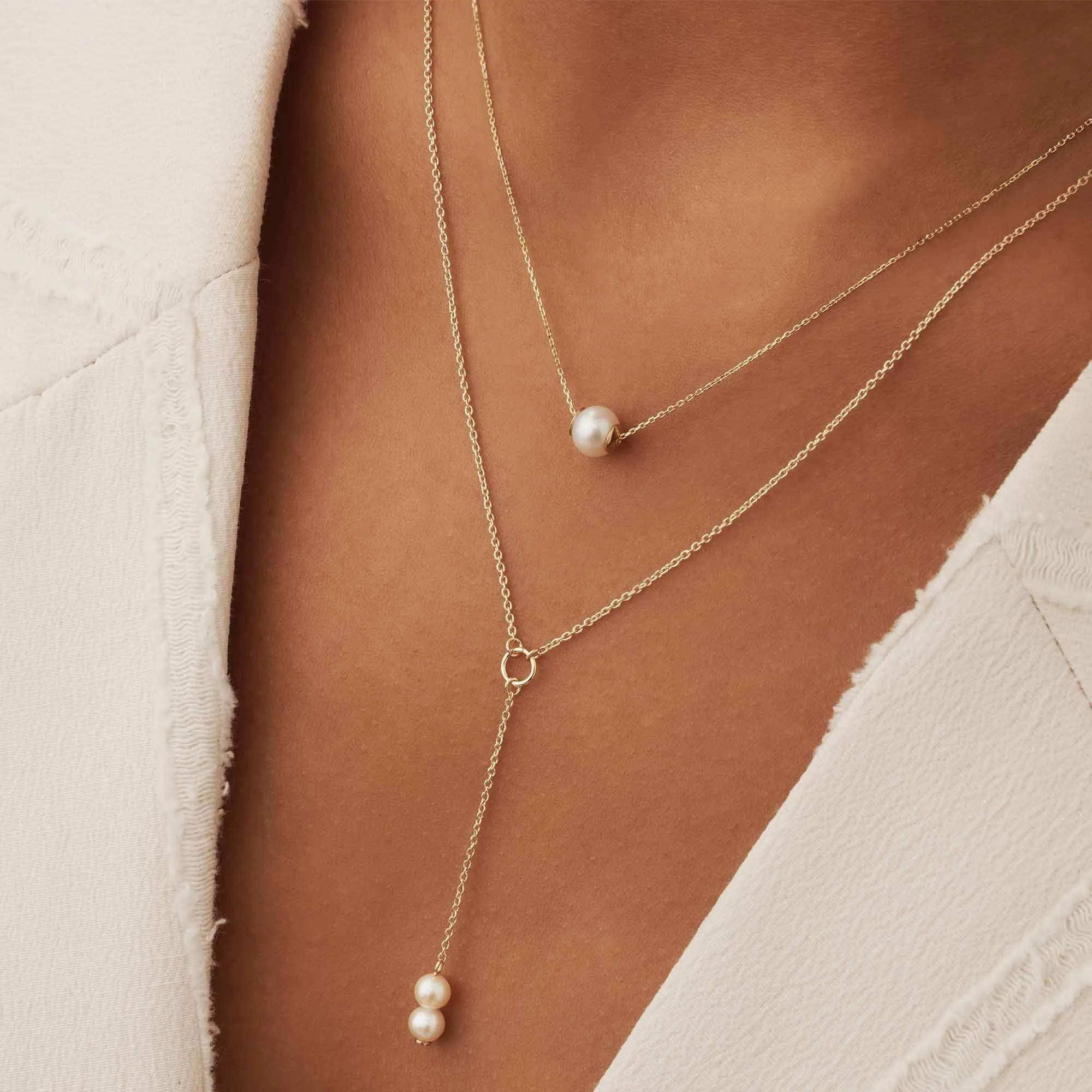 Belleville Luna 14 karat gold necklace with freshwater pearls