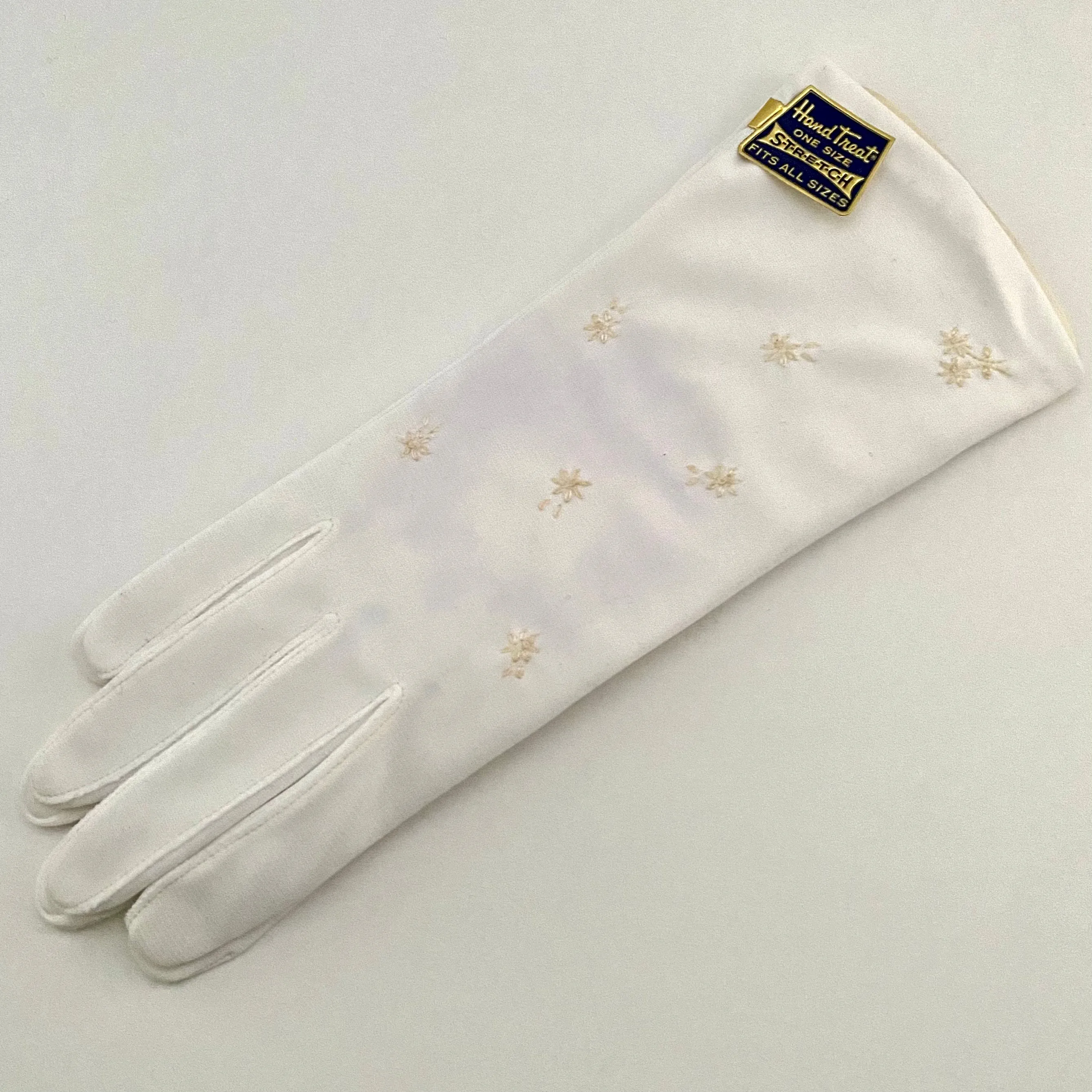 Late 50s/ Early 60s Hand Treat Stretch Gloves