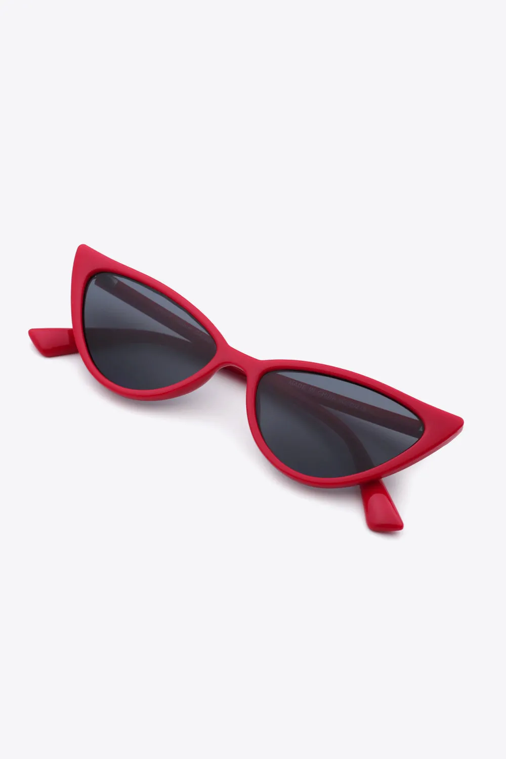 Skipped A Beat Polycarbonate Cat-Eye Sunglasses- Red