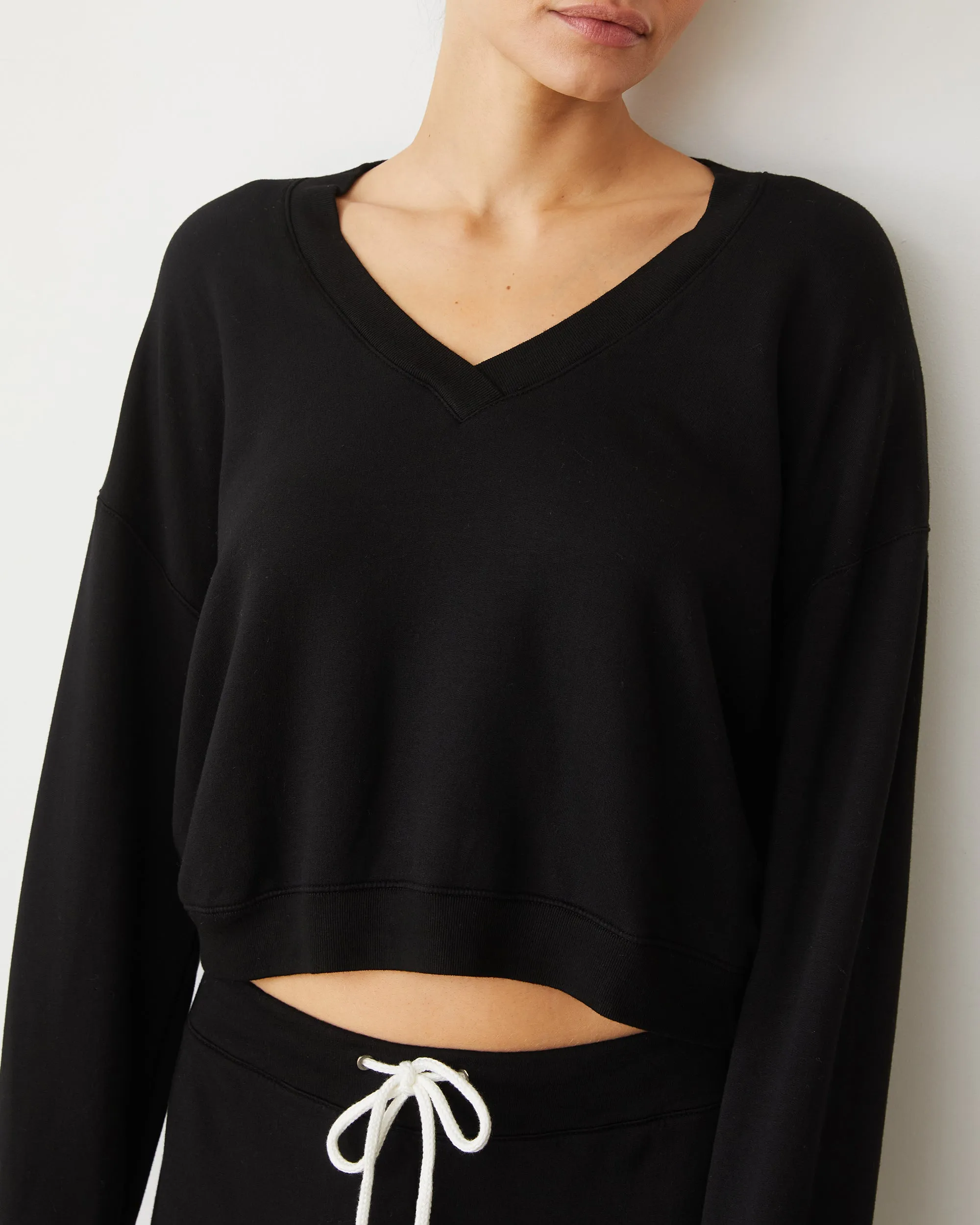 Softfleece Crop V Neck Sweatshirt