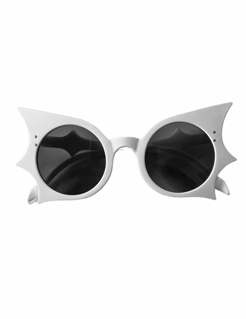 Solid White Gothic Chic Oversized Retro Sunglasses